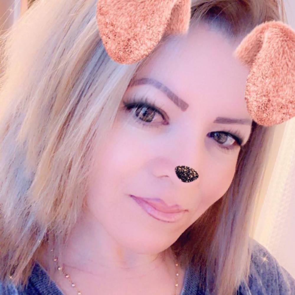 Meet your Posher, Elvira